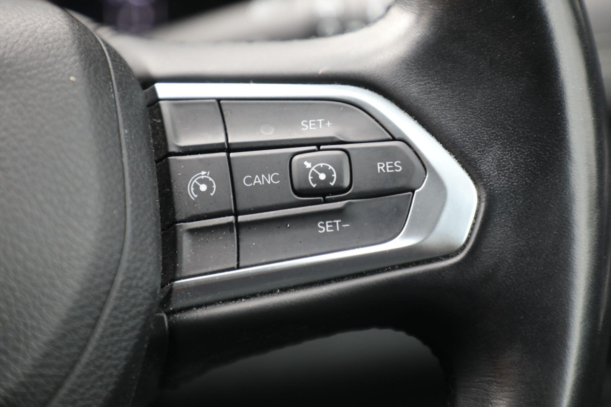 Large vehicle image